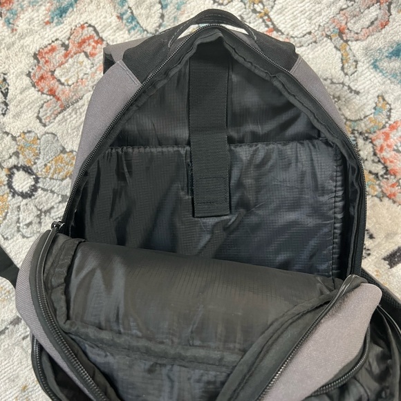 Targus Backpack - Picture 8 of 13